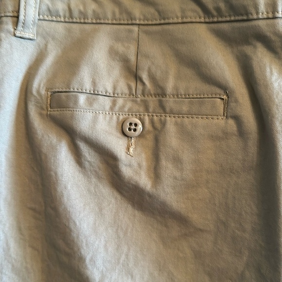 EUC - Dickies khaki skirt with pockets size 12 - Picture 4 of 5